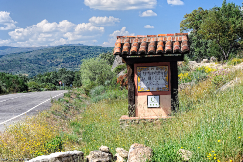 ENTRADA A LA CASA RURAL                                                                                                                                                                                